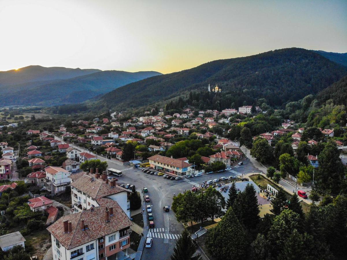 Gnezdo Studio Apart Shipka Bagian luar foto