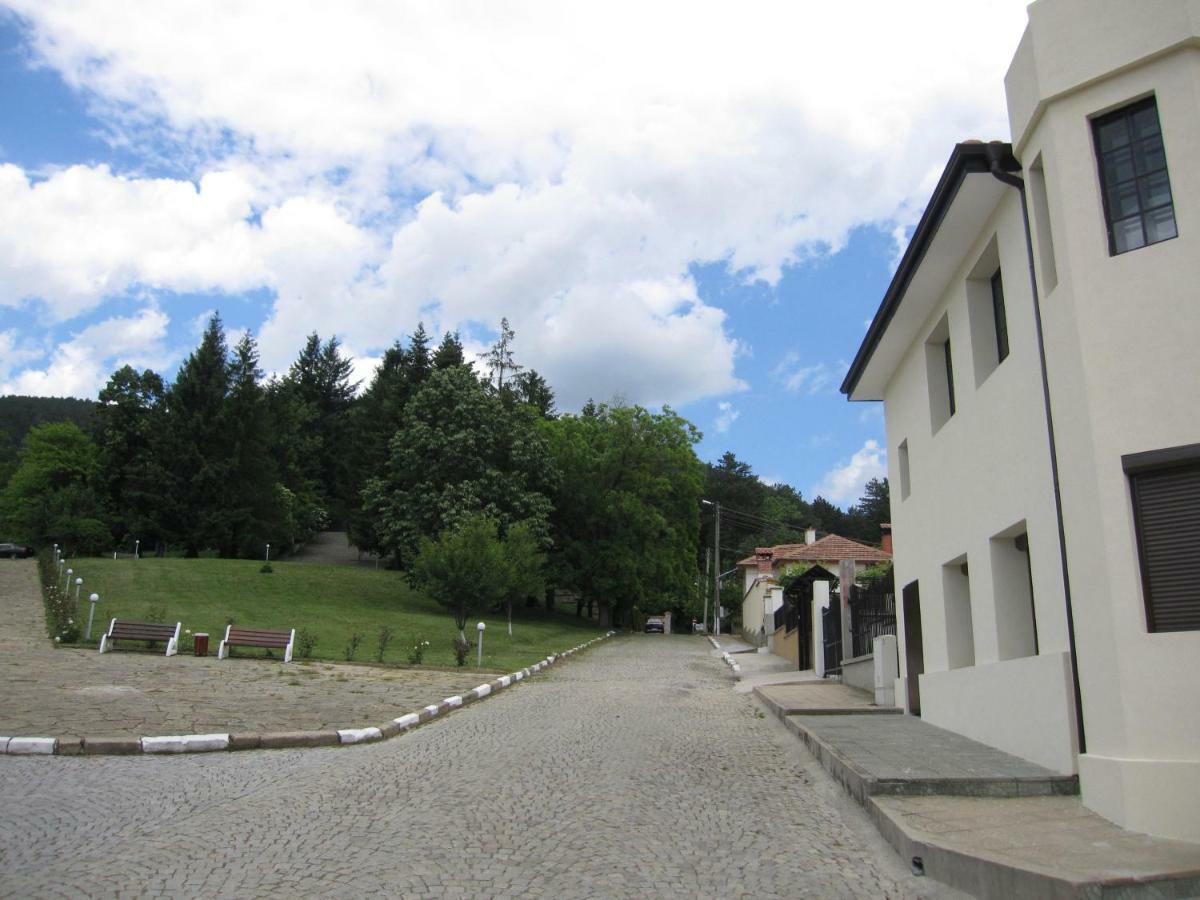 Gnezdo Studio Apart Shipka Bagian luar foto
